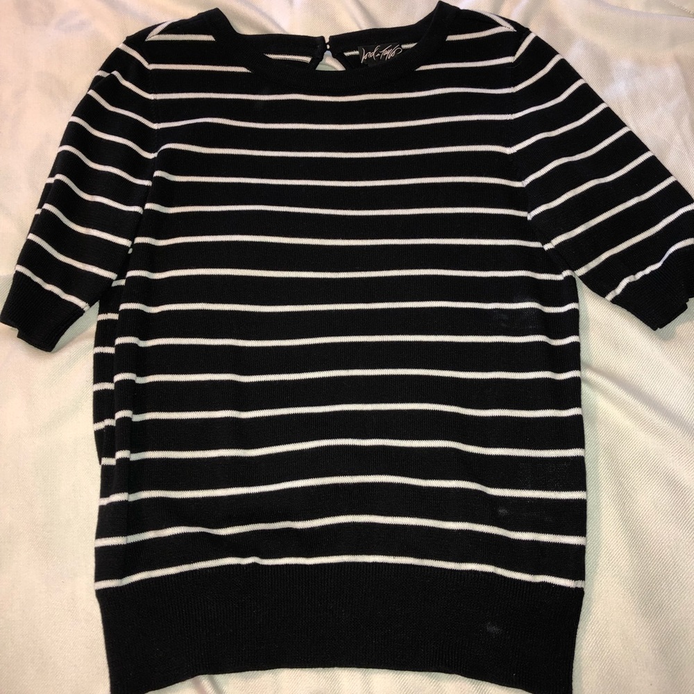 Lord &Taylor Black and White Top